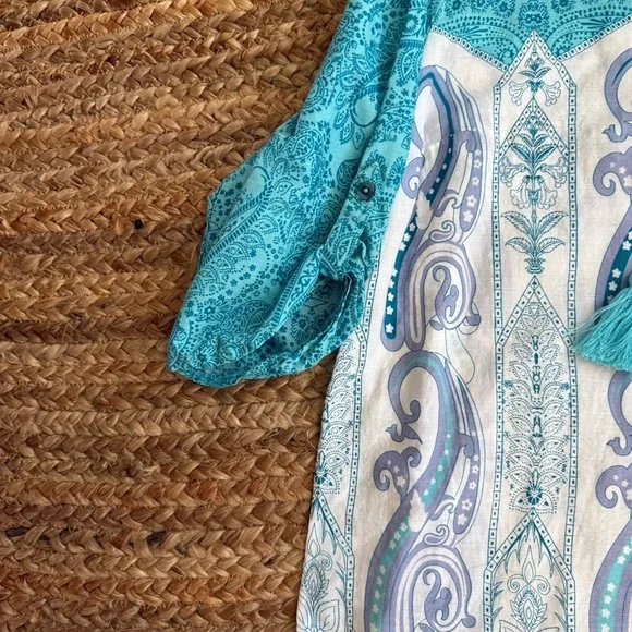 Chicos XL (Size 3) Blue Turquoise Tunic Top with Sequin Detail at Neckline - Picture 4 of 8